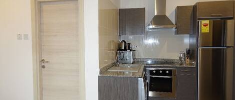 Apartment, 1 Schlafzimmer, Nichtraucher, Stadtblick | Eigene Kochnische | Kühlschrank, Mikrowelle, Ofen, Wasserkocher