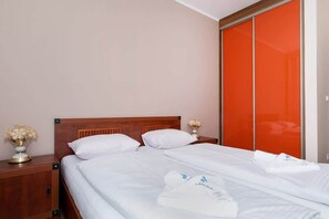 1 bedroom, iron/ironing board, travel crib, WiFi