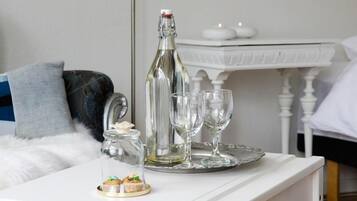 1 quarto, individualmente decorados, individualmente mobiliados