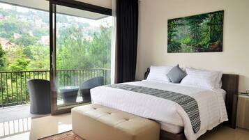 6 bedrooms, iron/ironing board, WiFi