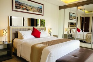 4 bedrooms, iron/ironing board, free WiFi - 4 BR City View Villa with a private pool 1 (Bandung)