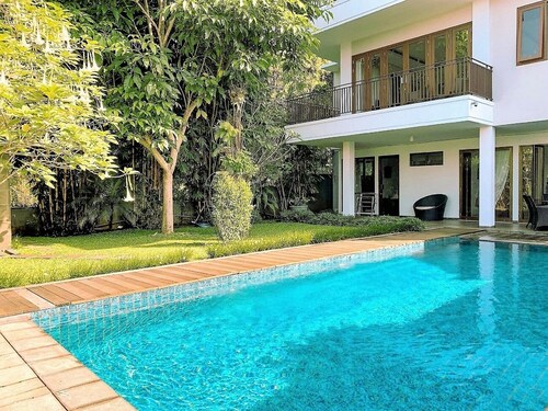 4 BR City View Villa with a private pool 1