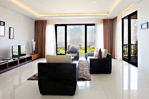 3 BR City View Villa with a private pool