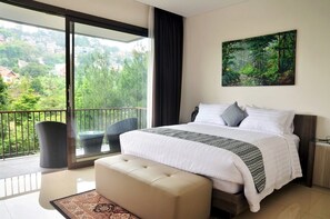 6 bedrooms, iron/ironing board, WiFi - 6 BR Hill View Villa with a private pool 2 (Bandung)