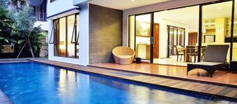 4 BR City View Villa with a private pool 3