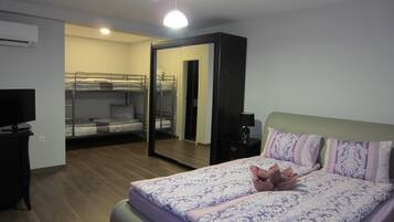 7 bedrooms, iron/ironing board, travel crib, free WiFi