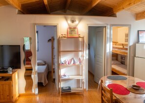2 dormitorios, wifi gratis, ropa de cama