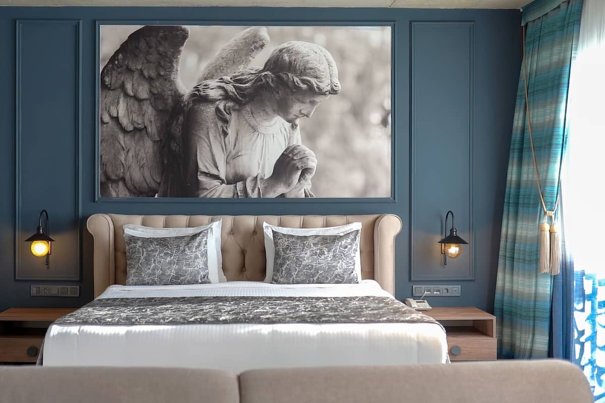 1 bedroom, premium bedding, minibar, in-room safe