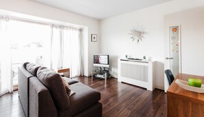 Apartment, 1 Schlafzimmer | Wohnbereich | Plasmafernseher