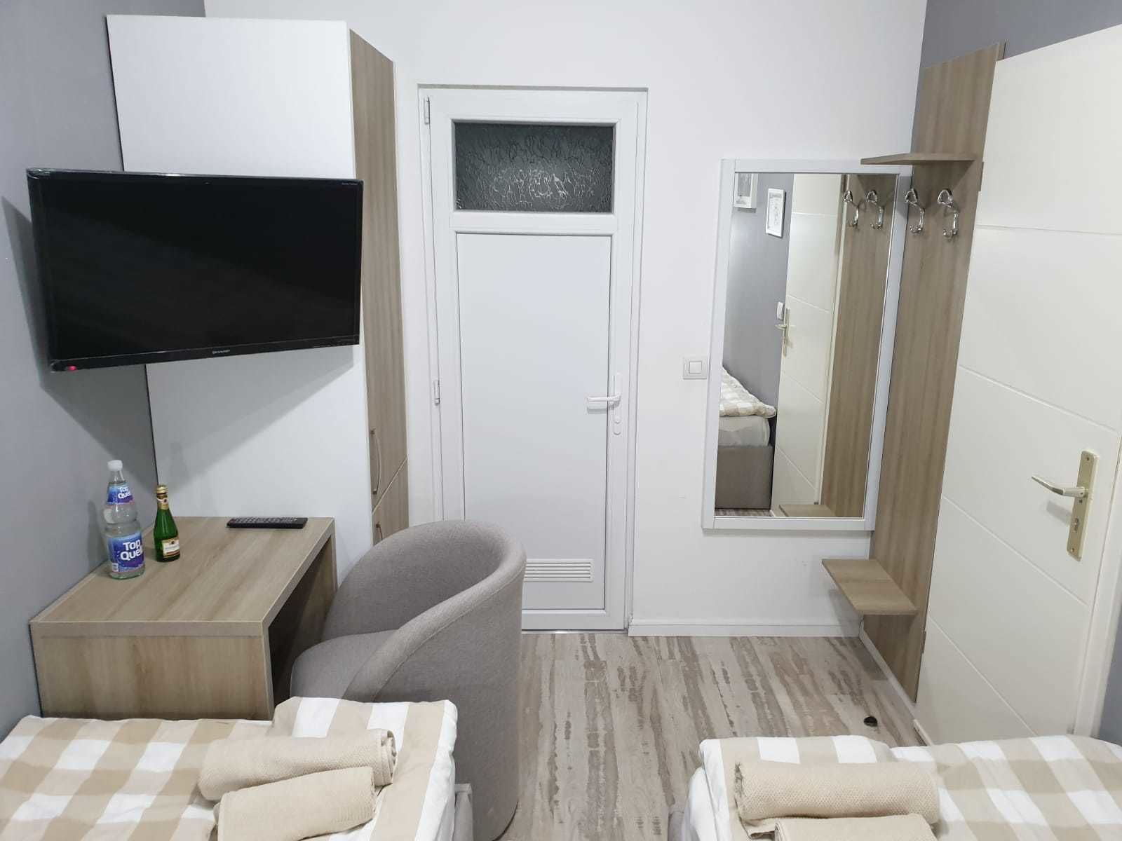 basic twin room | blackout curtains, soundproofing, free wifi, bed sheets