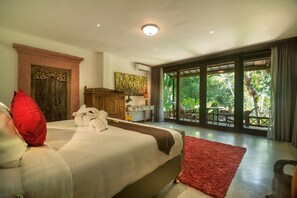9 bedrooms, in-room safe, desk, iron/ironing board - Large Groups,9 BDR,Close To Beach,Great Inclusions (Canggu)