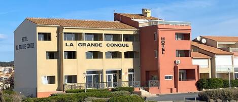 Majoituspaikan julkisivu