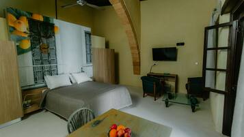 Superior Double Room | 7 bedrooms, premium bedding, desk, laptop workspace