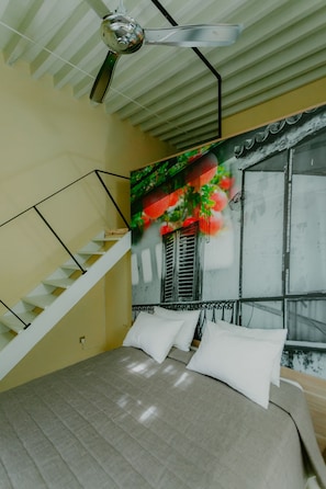 Deluxe Triple Room | 7 bedrooms, premium bedding, desk, laptop workspace - Casa Mespilea Guest House (Paphos)
