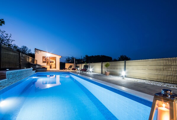 Alberca al aire libre 