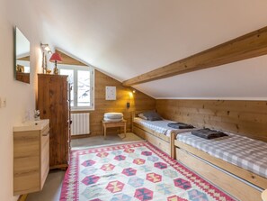 2 bedrooms, free WiFi, bed sheets