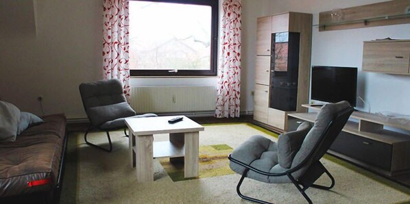 Departamento (Obstgarten) | Área de sala de estar | Televisión de pantalla plana 