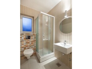 Villa | Bathroom