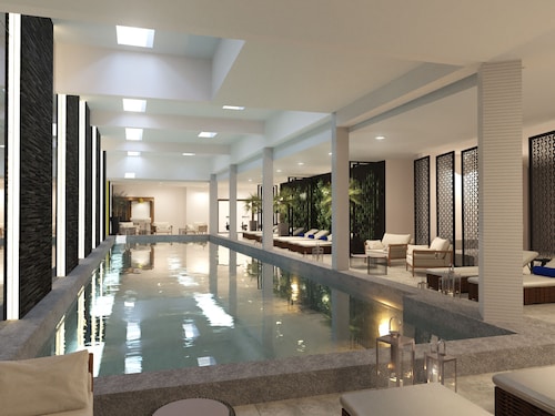 Le Centell Hotel & Spa