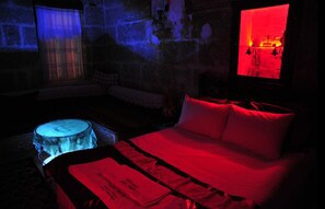 Quadruple Room - Osmanoglu Hotel (Guzelyurt)