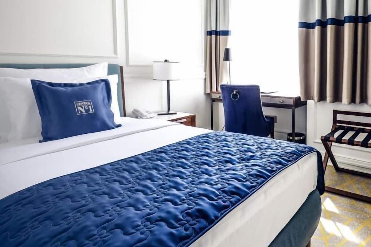 Minibar, in-room safe, desk, blackout curtains