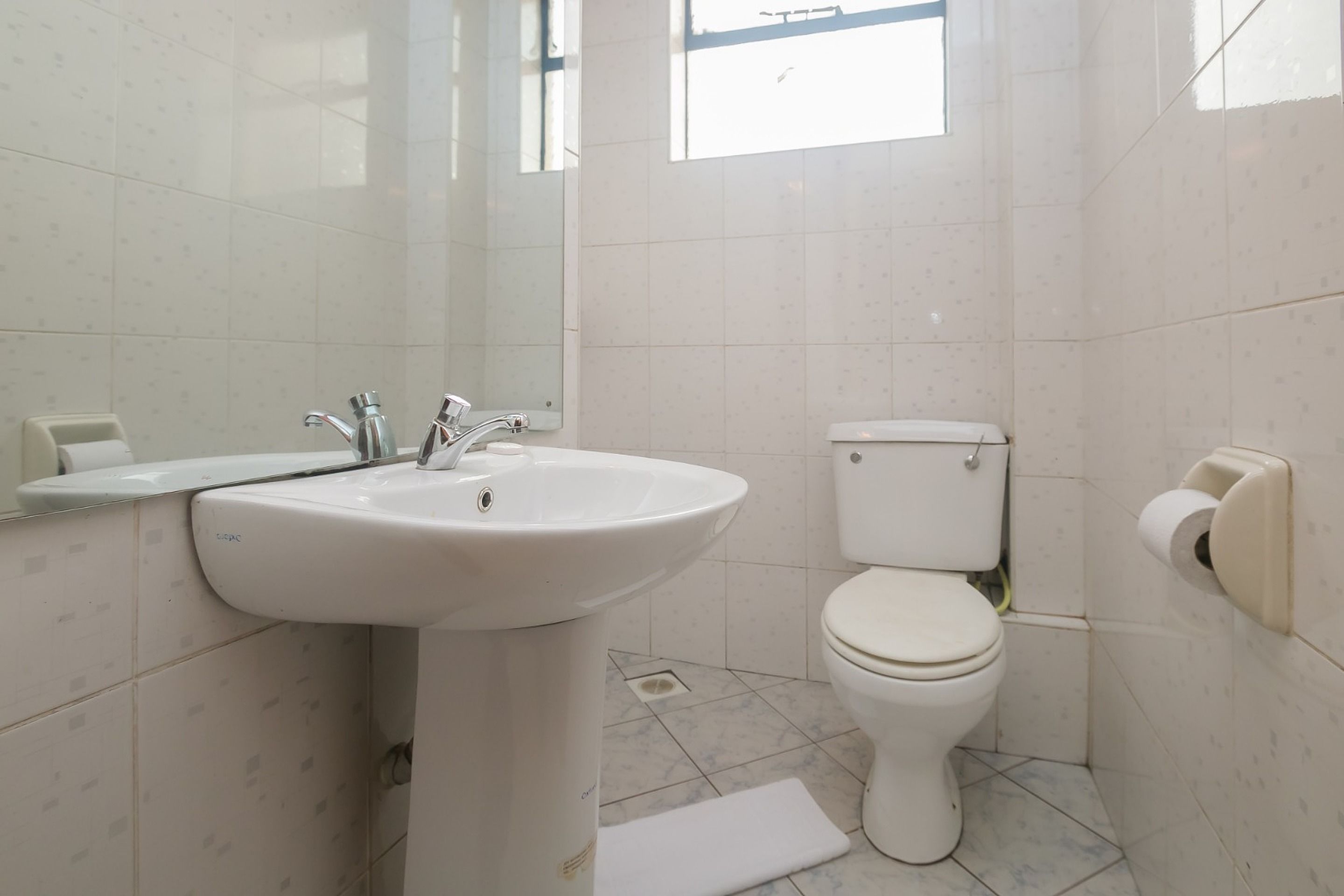 shower, rainfall showerhead, free toiletries, soap