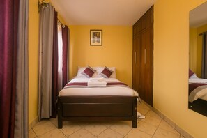 5 bedrooms, in-room safe, iron/ironing board, free WiFi