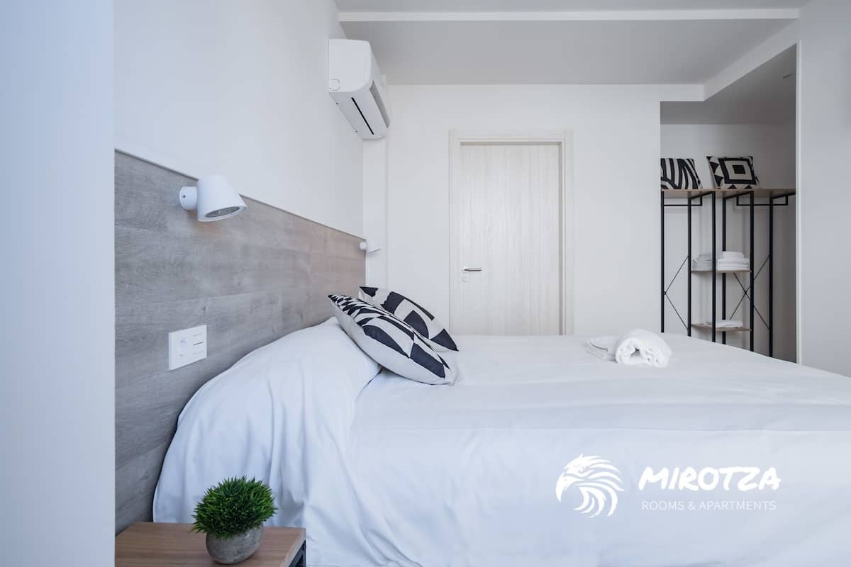 In-room safe, desk, laptop workspace, blackout curtains