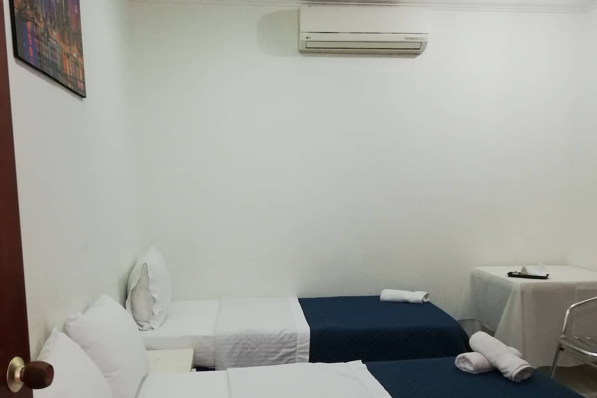 Ropa de cama de alta calidad y cortinas blackout
