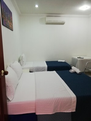Kamar Superior, Beberapa Tempat Tidur | Seprai premium, tirai kedap cahaya, kedap suara, dan Wi-Fi gratis