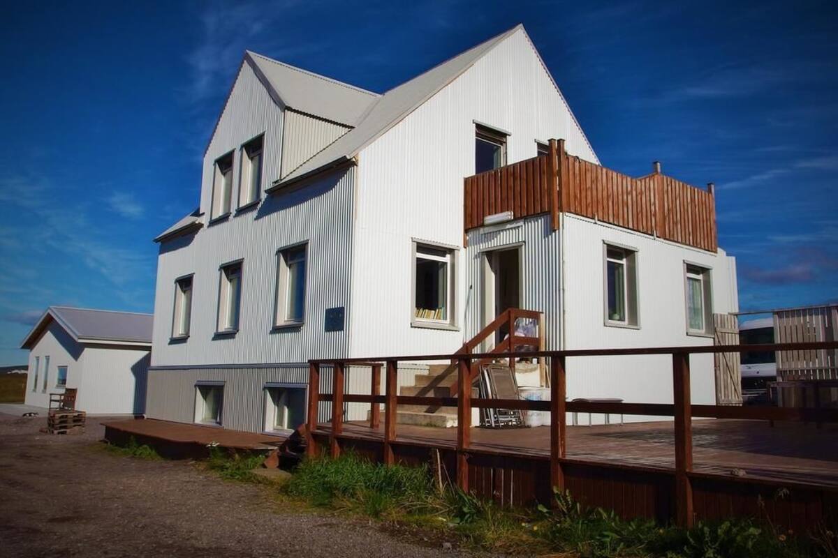 Villa, 6 Schlafzimmer | Schreibtisch, Zustellbetten, kostenloses WLAN, Bettwäsche