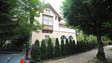 Fachada del alojamiento