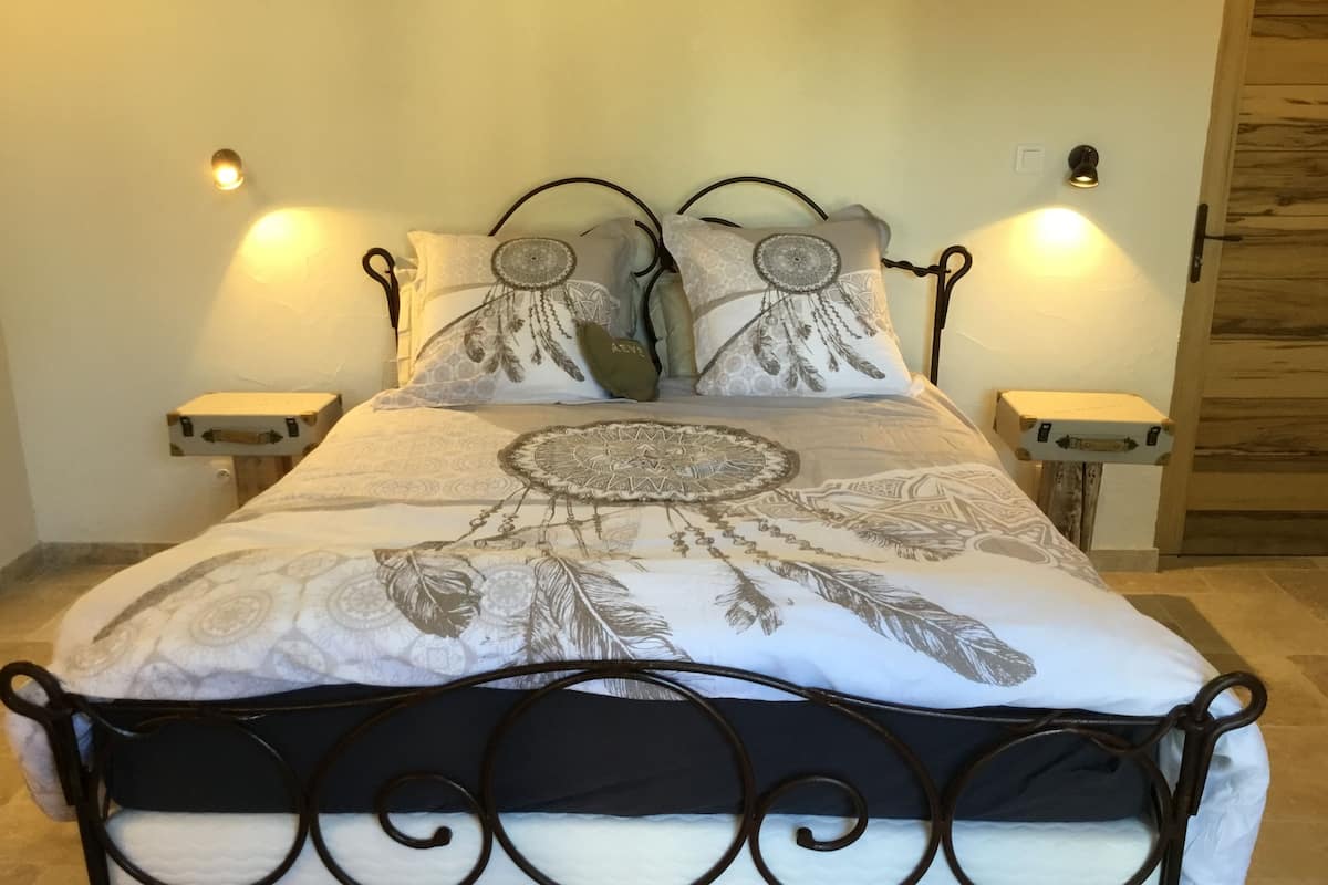 Kamar Double (L'alpiette) | Kedap suara, tempat tidur lipat/tambahan, dan Wi-Fi gratis
