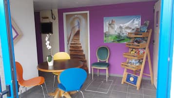 Sala de estar en el lobby