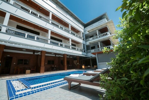 Coconut  Grove Hotel Samui - Hostel