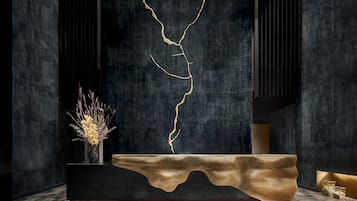 Quầy tiếp tân