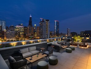 Rooftop bar - Nobu Hotel Chicago (Chicago)