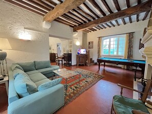 TV, fireplace, table tennis, books - Charming house 15 min. from Carcassonne (Moussoulens)