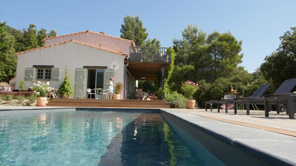 Outdoor pool, a heated pool - LA Source, House With Heated Saltwater Pool Near Lagrasse, Sleeps 9 (Mayronnes)