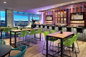 Lunch, dinner served; American cuisine, al fresco dining