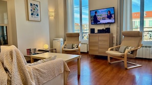 Televisión y reproductor de DVD