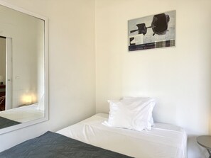 1 sovrum, strykjärn/strykbräda, gratis wi-fi och sängkläder