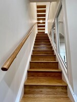 Premium Townhome, 3 Bedrooms | Individually decorated, individually furnished, desk, soundproofing