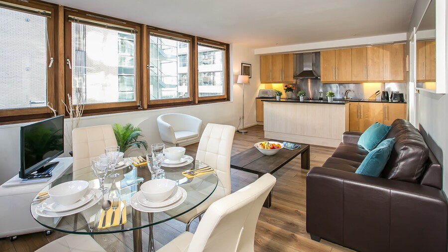 IFSC Townhouse Apartments