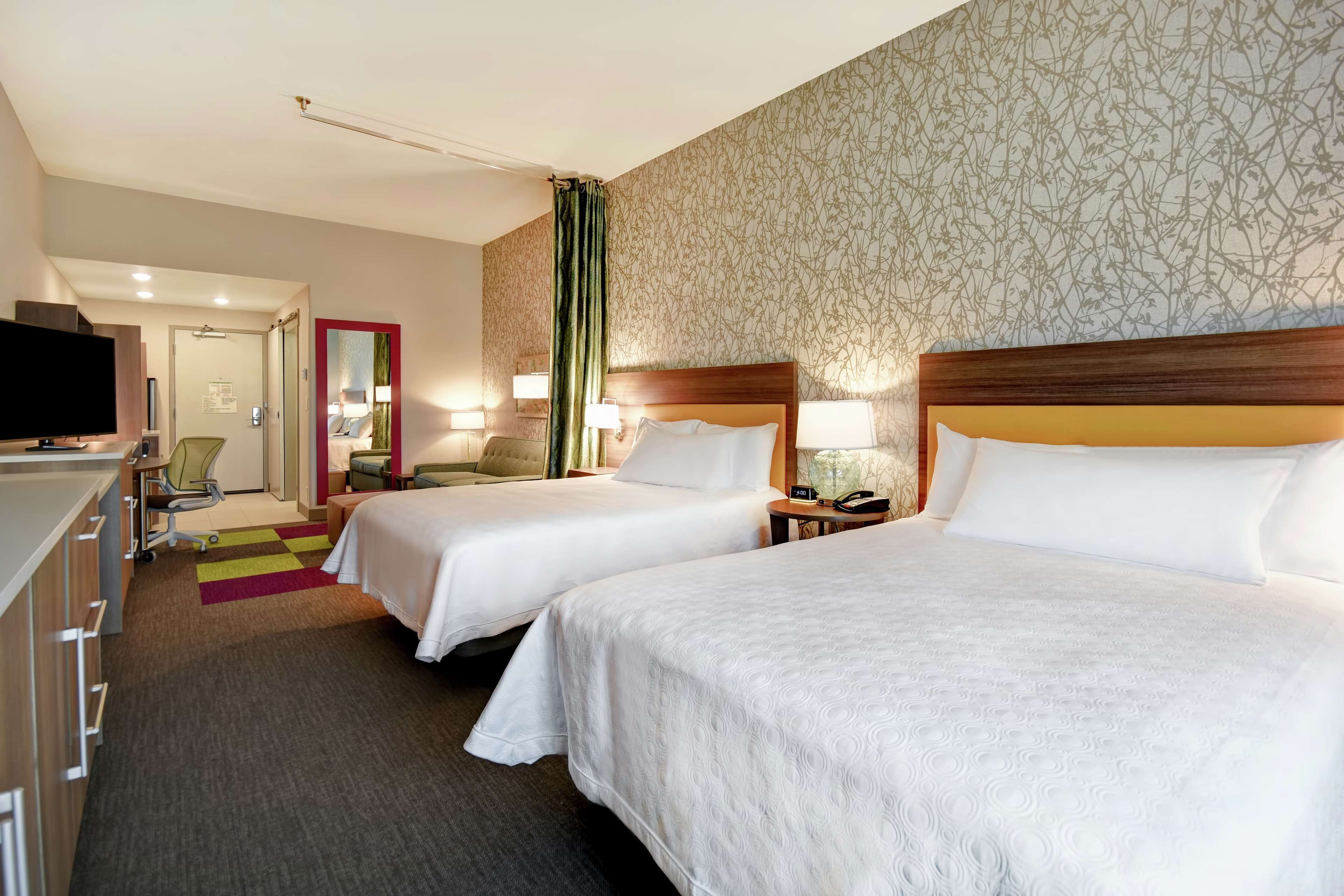 desk, laptop workspace, iron/ironing board, free wifi