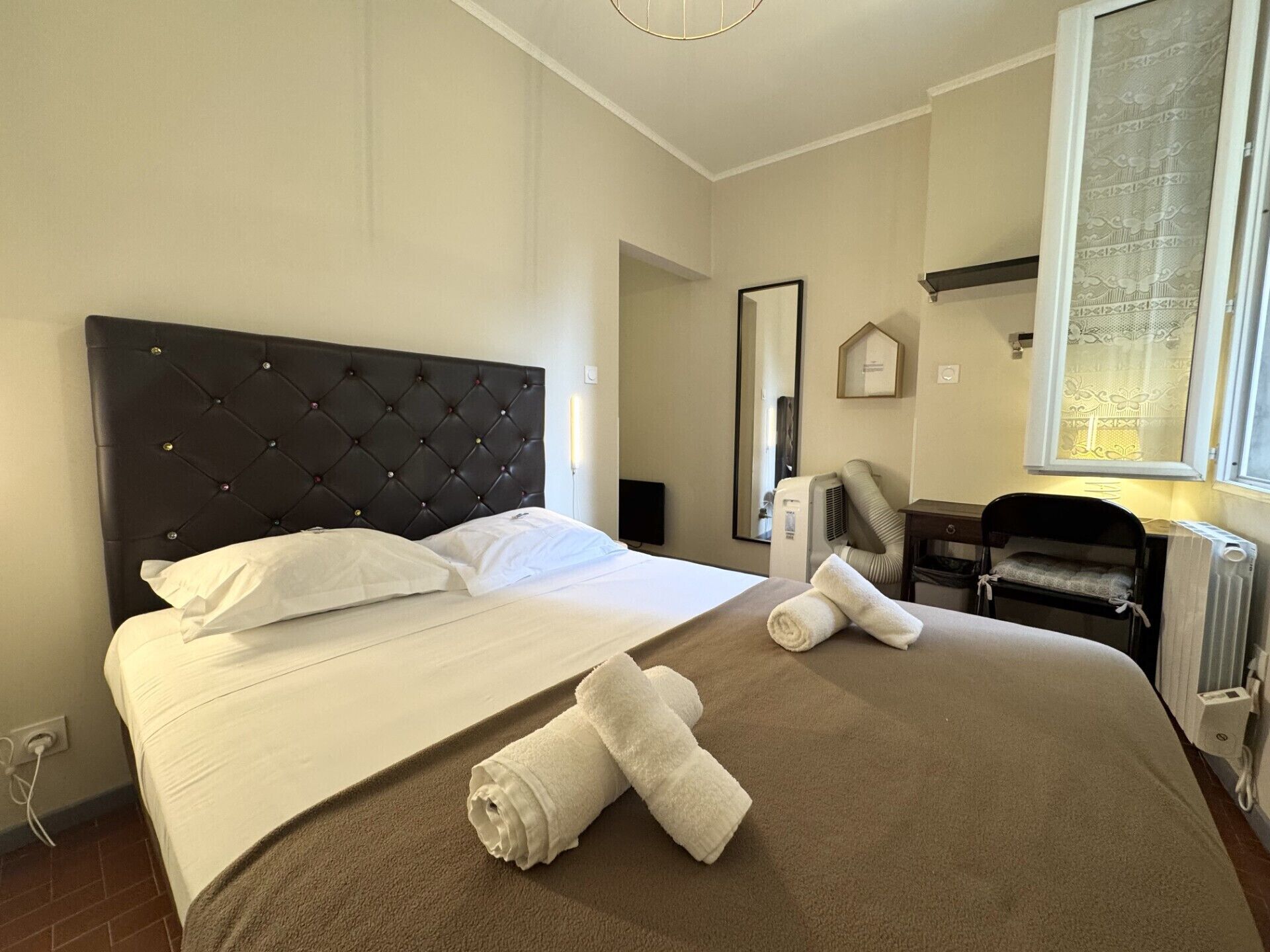 1 bedroom, free WiFi, bed sheets