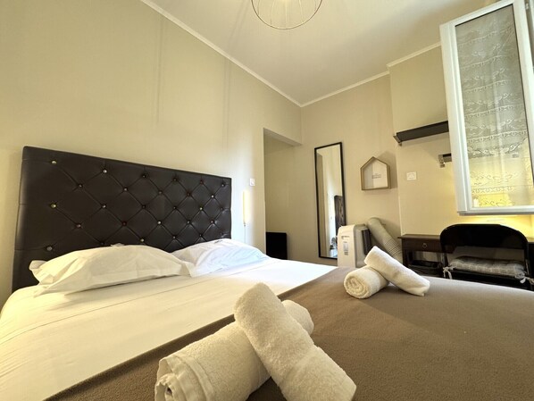 1 bedroom, free WiFi, bed sheets