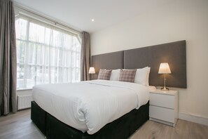 อพาร์ทเมนท์, 3 ห้องนอน | ห้องพักตกแต่งอย่างมีเอกลักษณ์, ตกแต่งพิเศษโดยเฉพาะ, ห้องเก็บเสียง