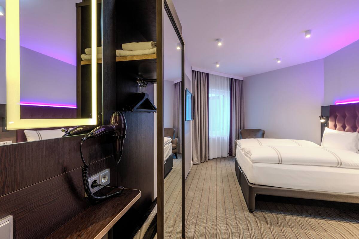 Double Room, Mobility Accessible (Barrier Free Room) | In-room safe, blackout curtains, soundproofing, iron/ironing board