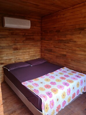 Room, 1 Queen Bed, Pool View | Free WiFi - Ata Pansiyon (Kumluca)